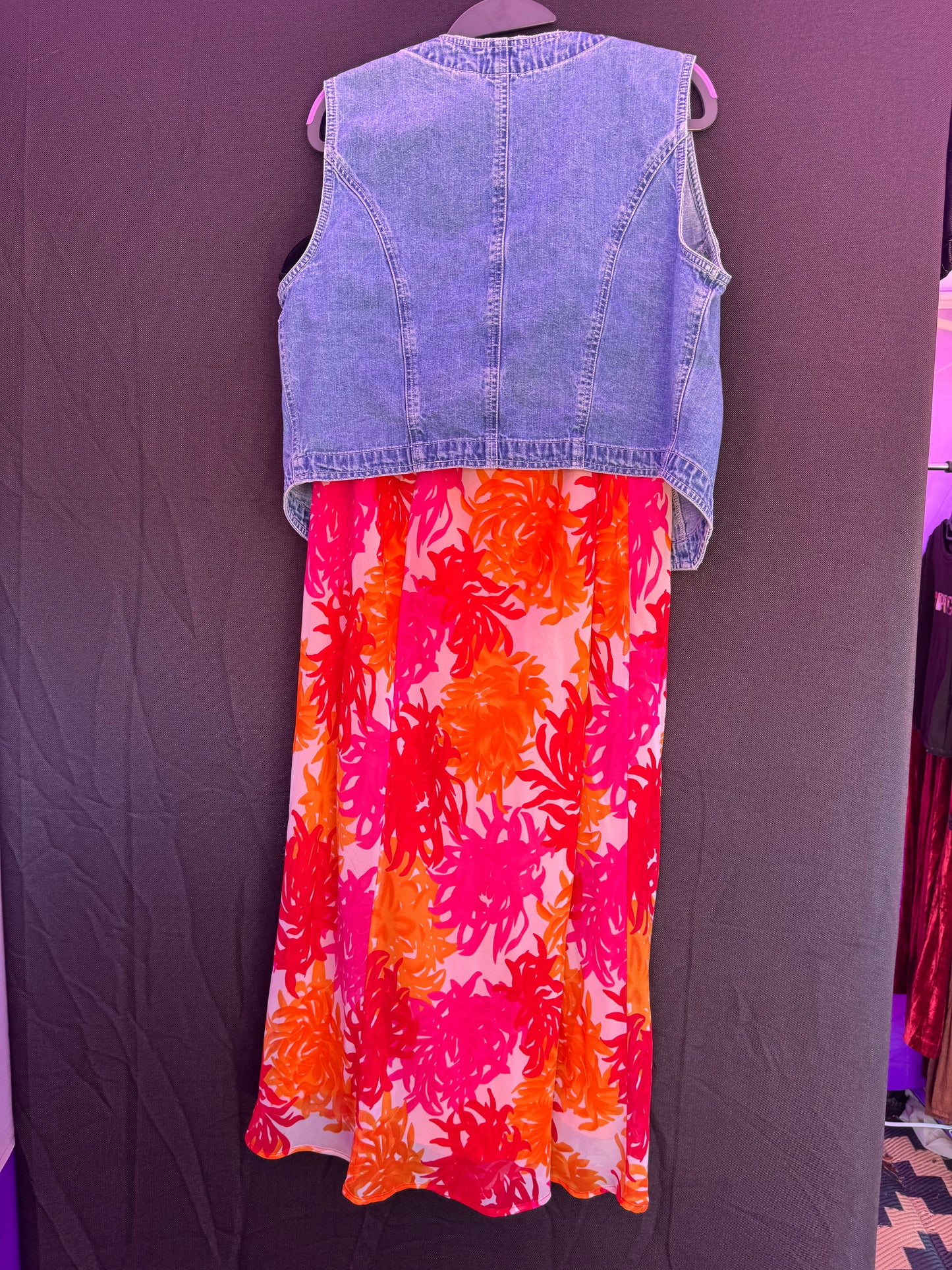 Cato Funky-Cool orange and pink maxi skirt-- sz 22/24W (watch the video to see how I make it fit size 4)