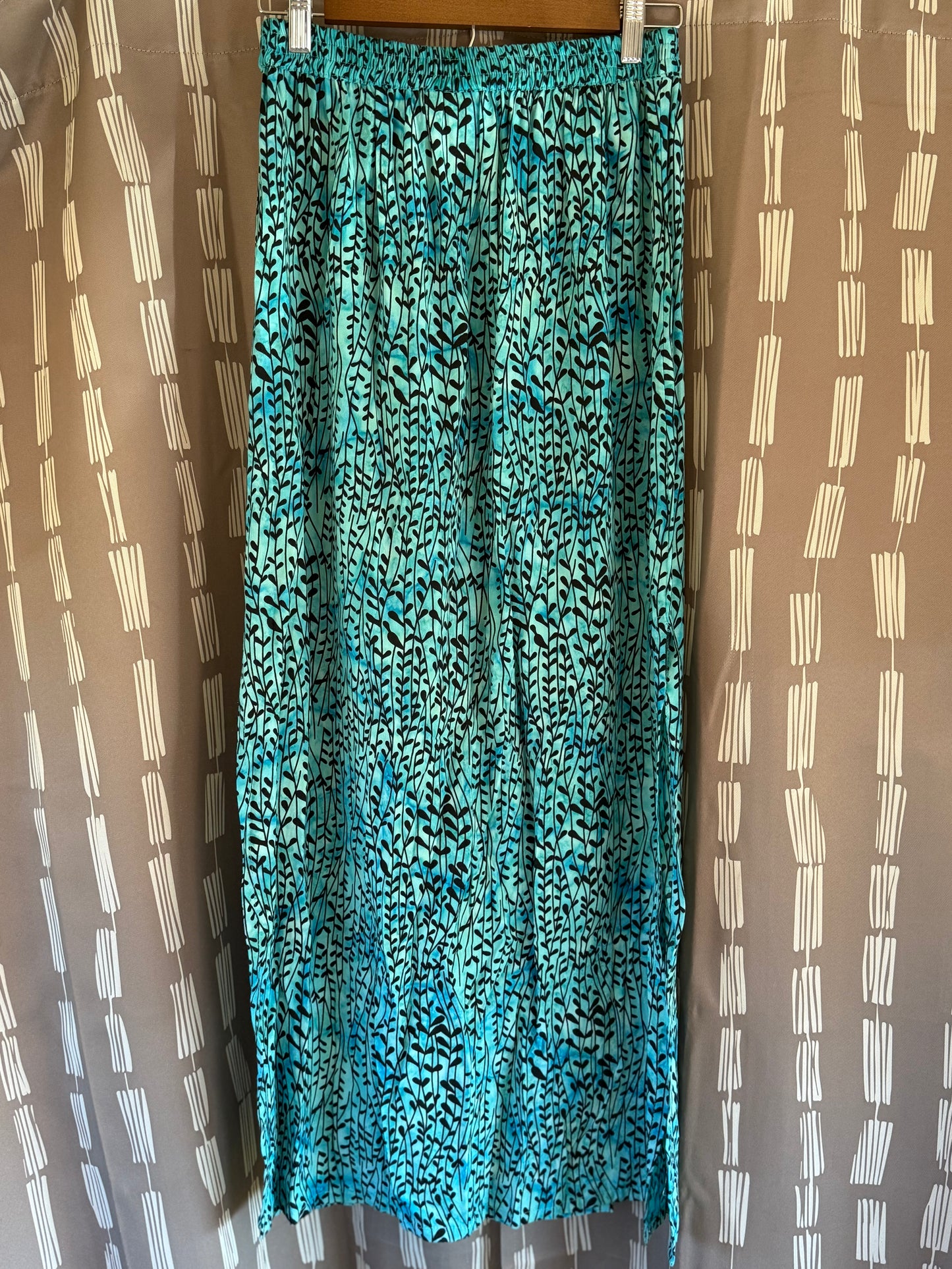 Batik Bali Maxi Skirt-- sz L (runs Smaller)