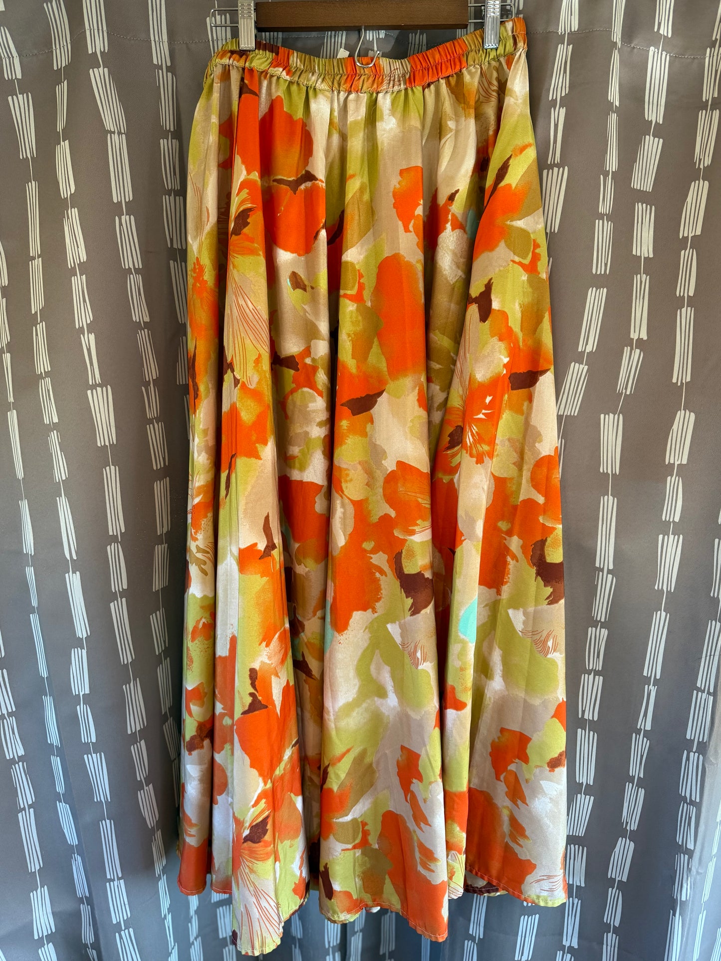 Moon Orchid Maxi Skirt-- sz M (fits like L)