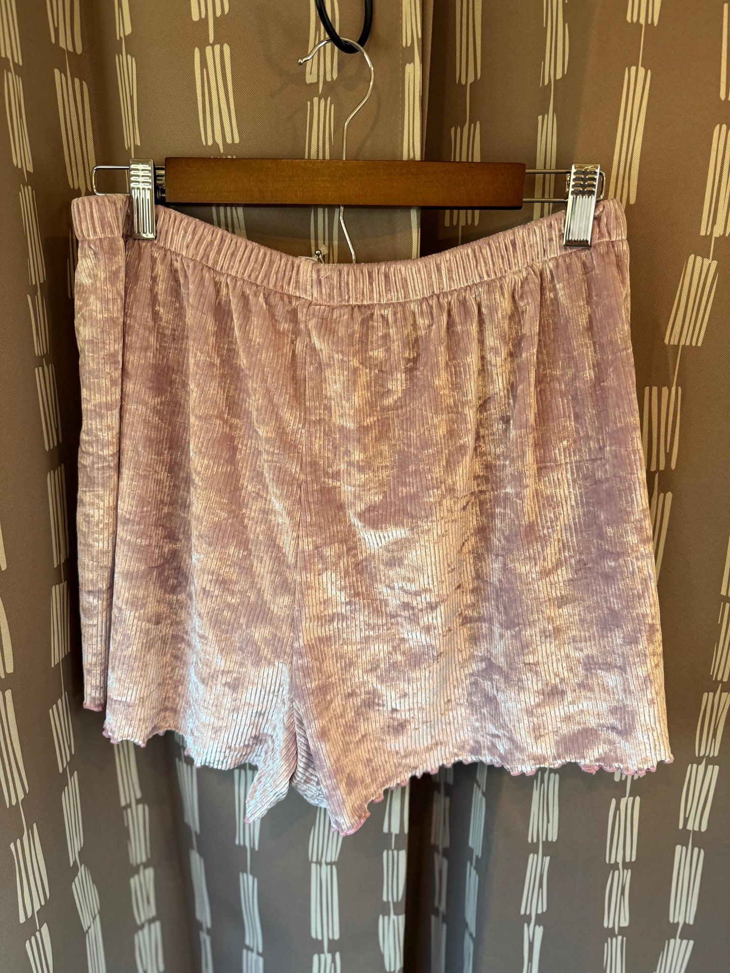 Colsie Velvet Sleep Shorts-Bargain Bin-- sz L