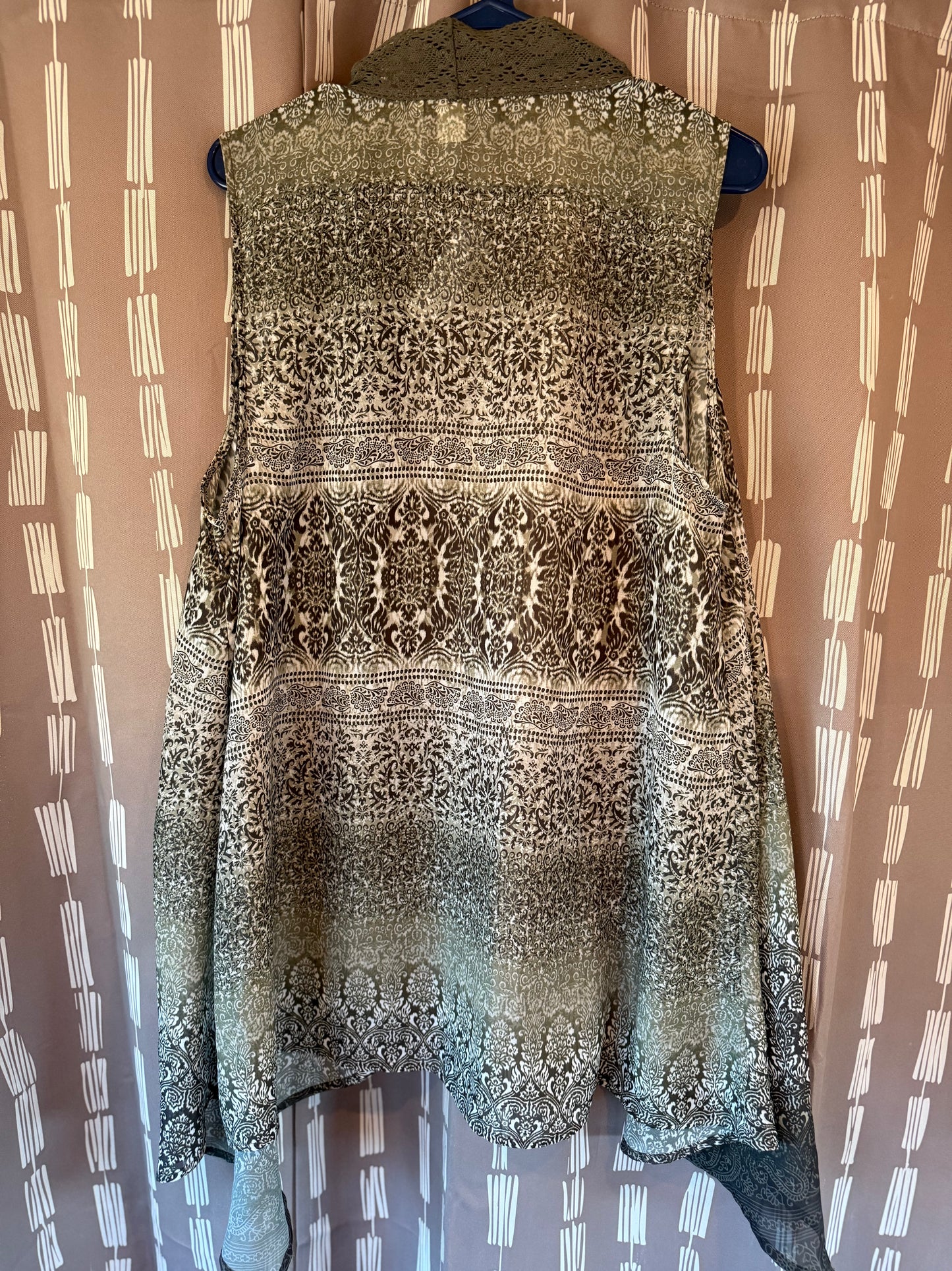 Christopher Banks Vest-- sz L