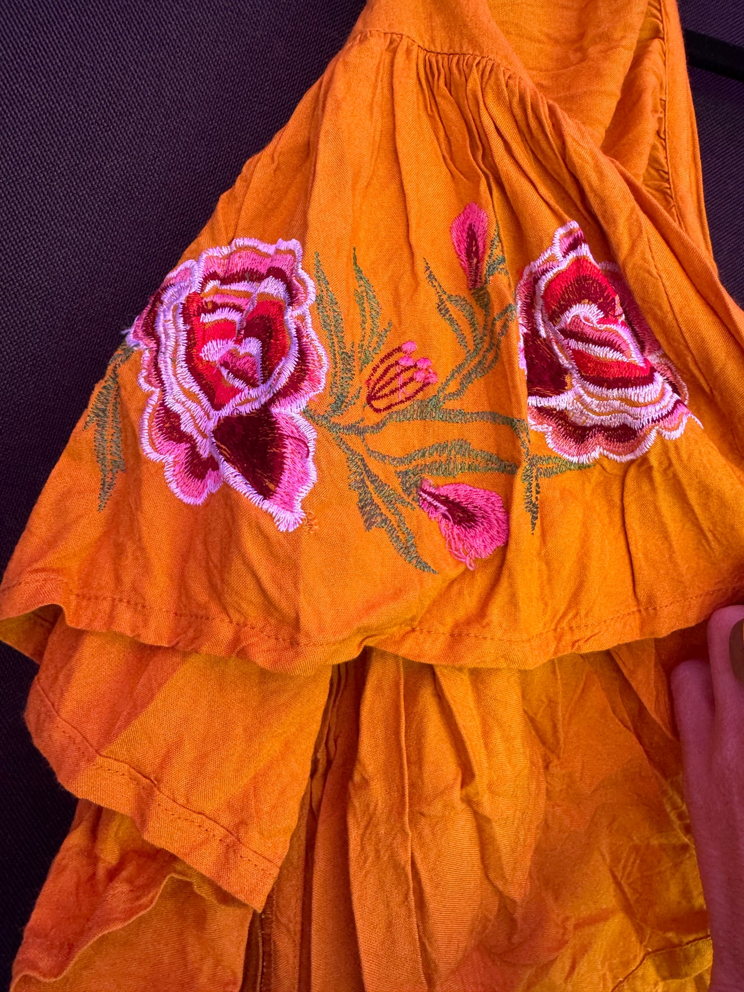 Feathers Adjustable Strap yellow 3/4 bell sleeve with flow embroidery-- sz 3X