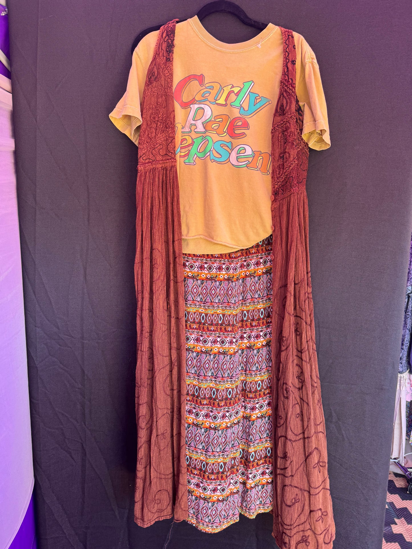 Carly Rae Jepsen Colorful Tee-- sz S