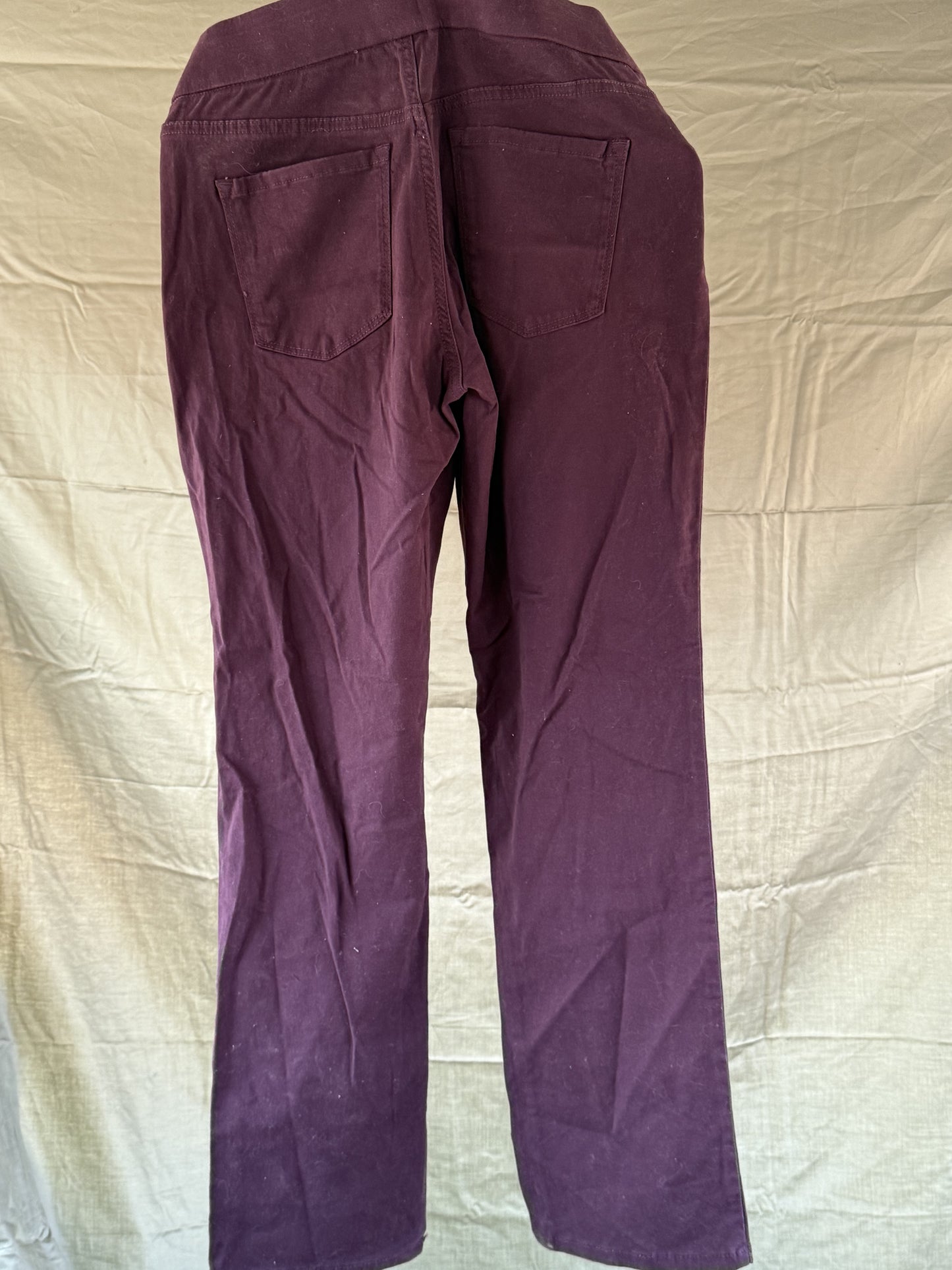 Nine West Heidi Pull-On Straight Leg Pants size 6