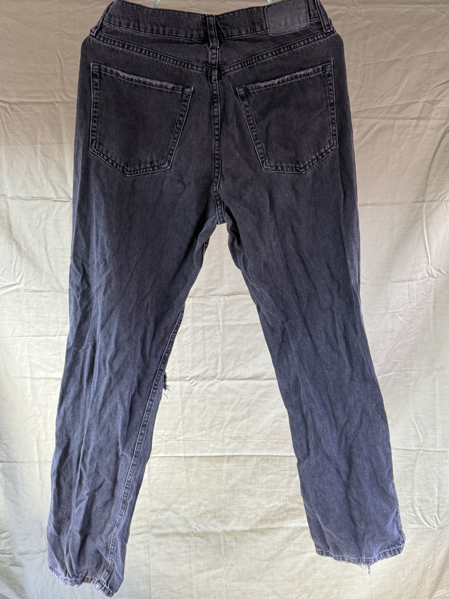 Aeropostale Black 90s Baggy Jeans size 8 (runs small)