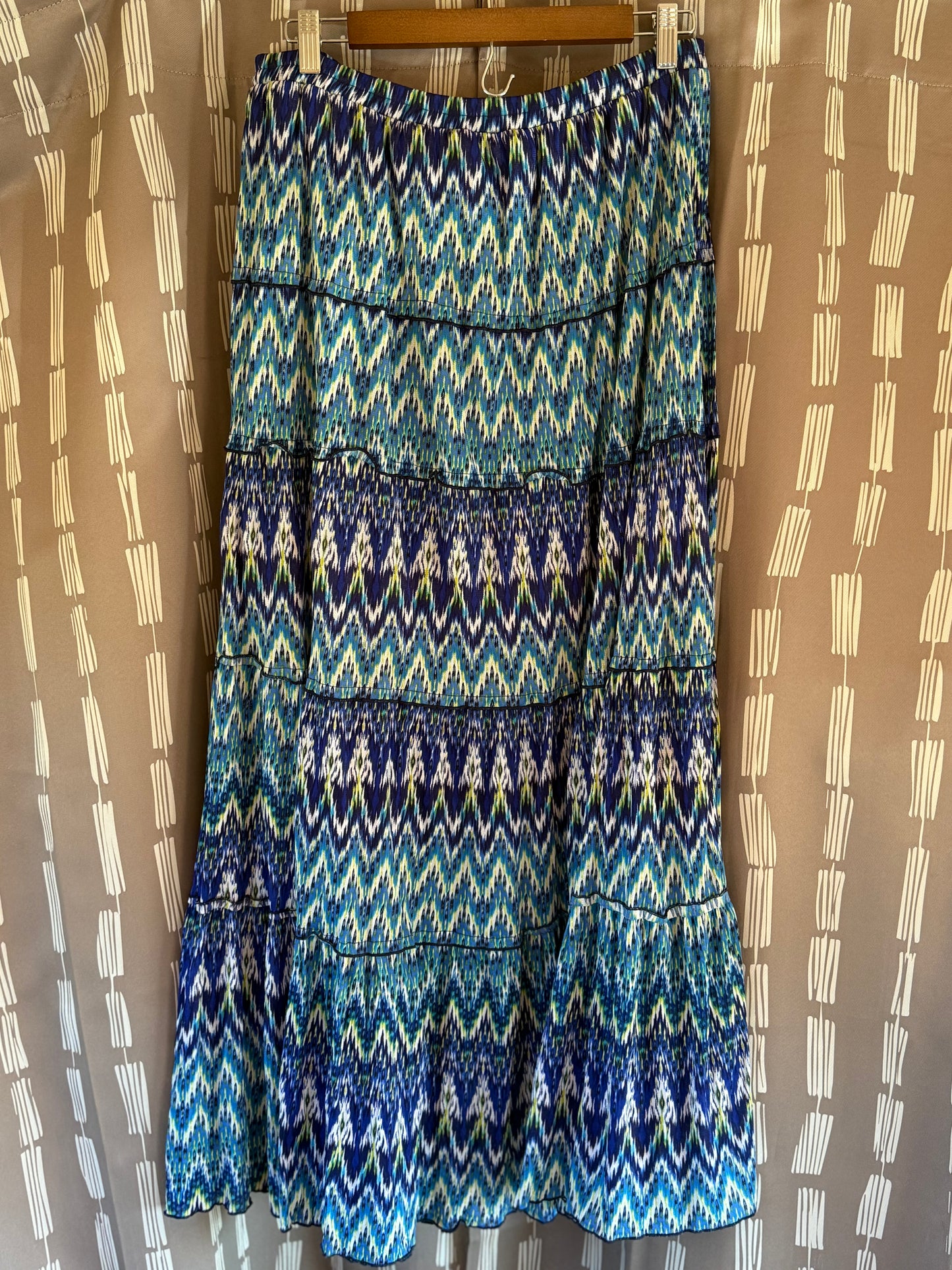AGB Maxi Skirt-- sz L (runs big)