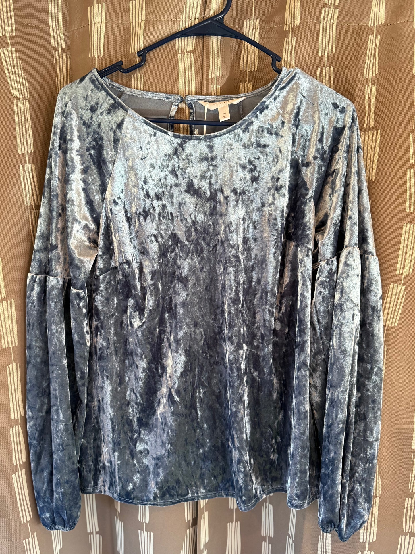 LC-Lauren Conrad Velvet Shirt-- sz M