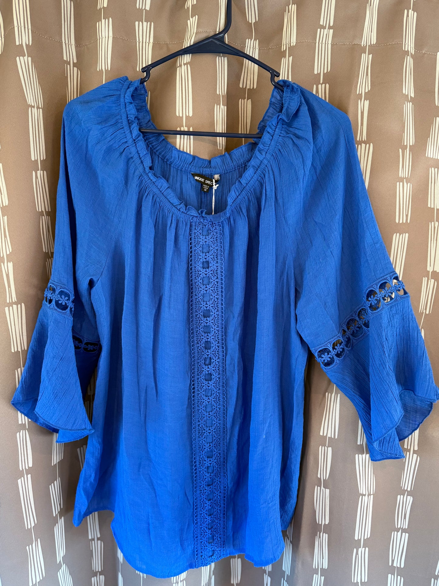 Unique Spectrum Top-- sz 1X