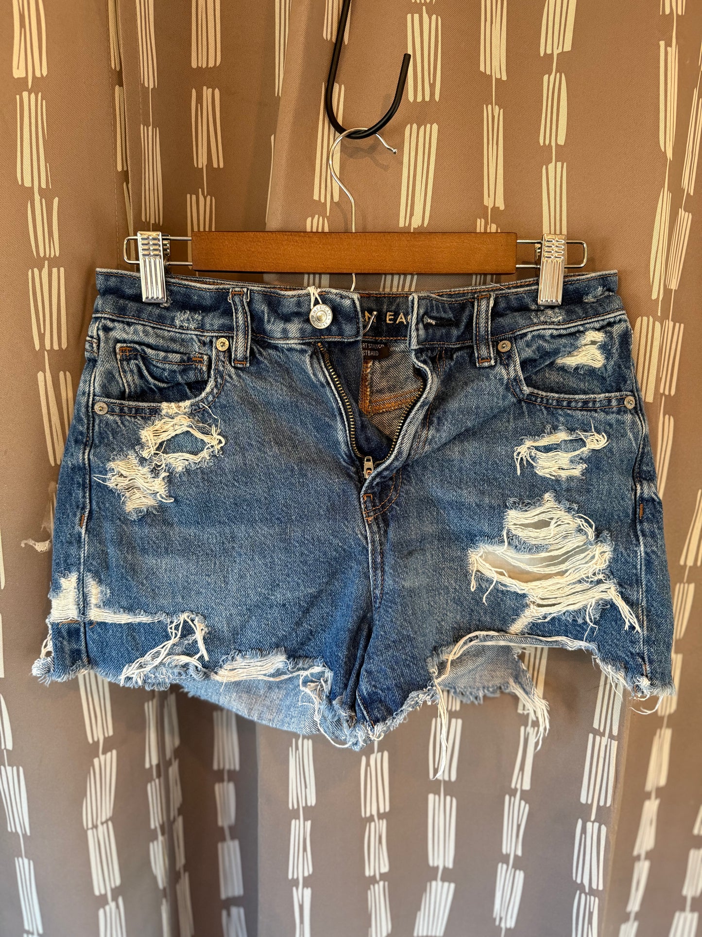 American Eagle Jean Shorts-- sz 4