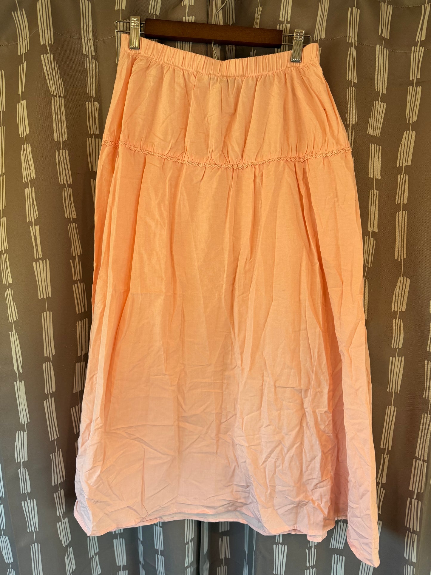 Celebrity Skirt-- sz S