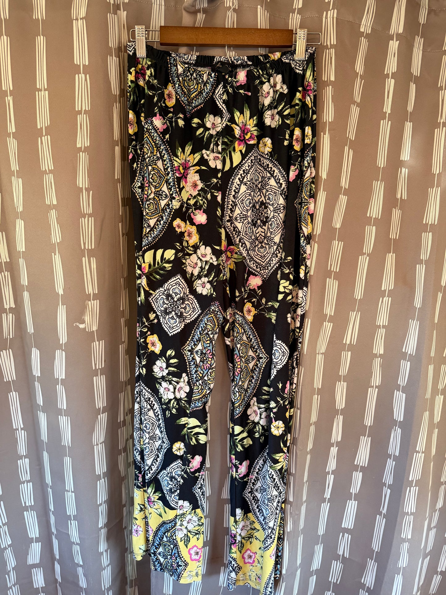 Melissa Page Pants-- sz M