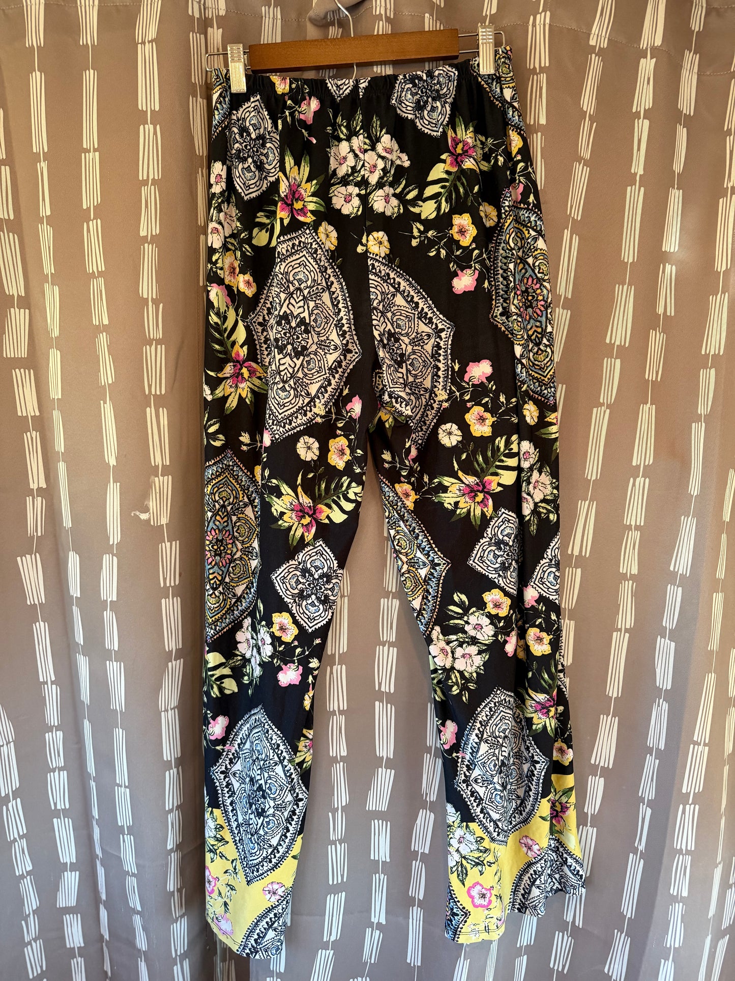 Melissa Page Pants-- sz M