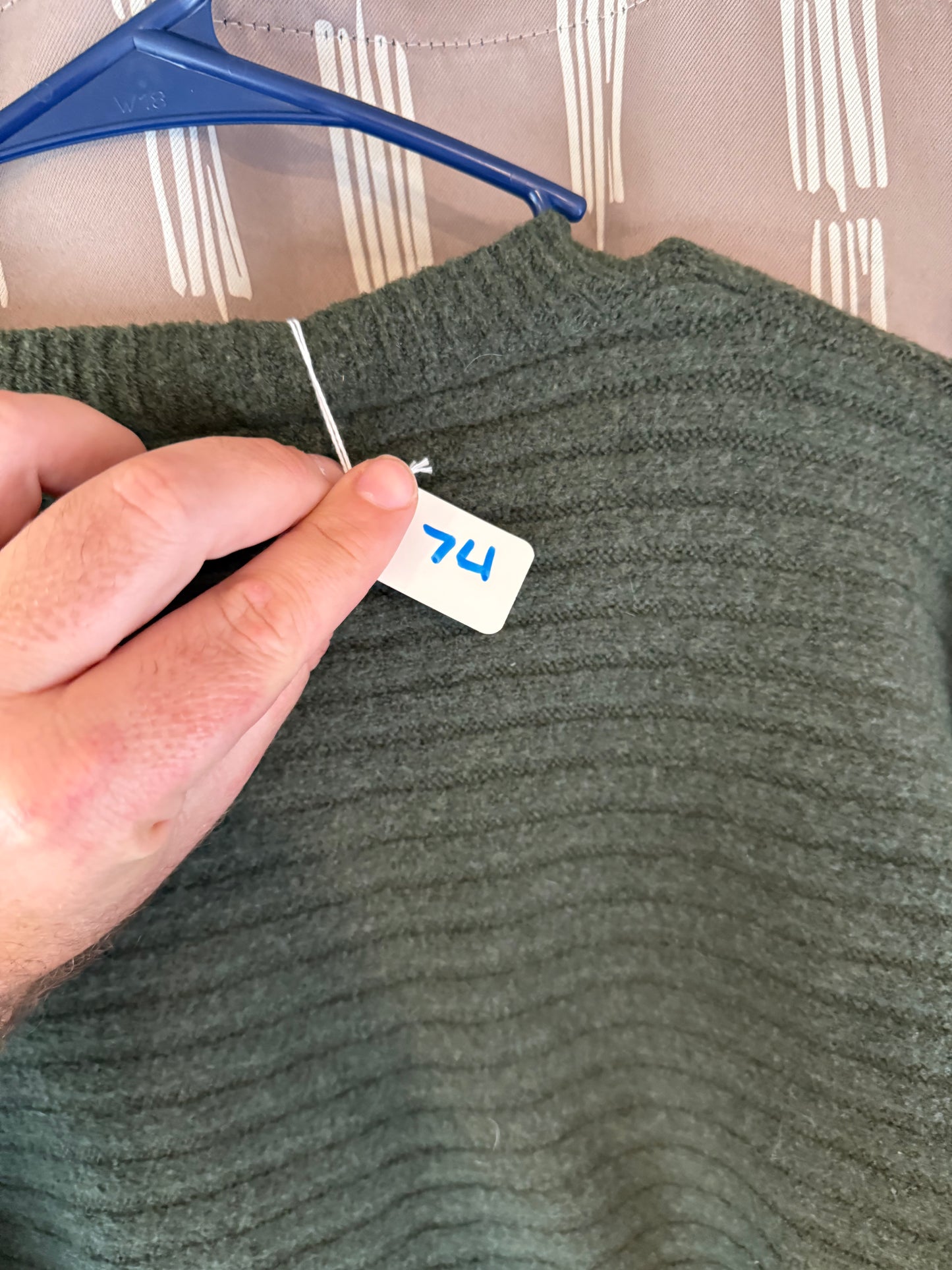 Pink Rose Sweater-- sz XS