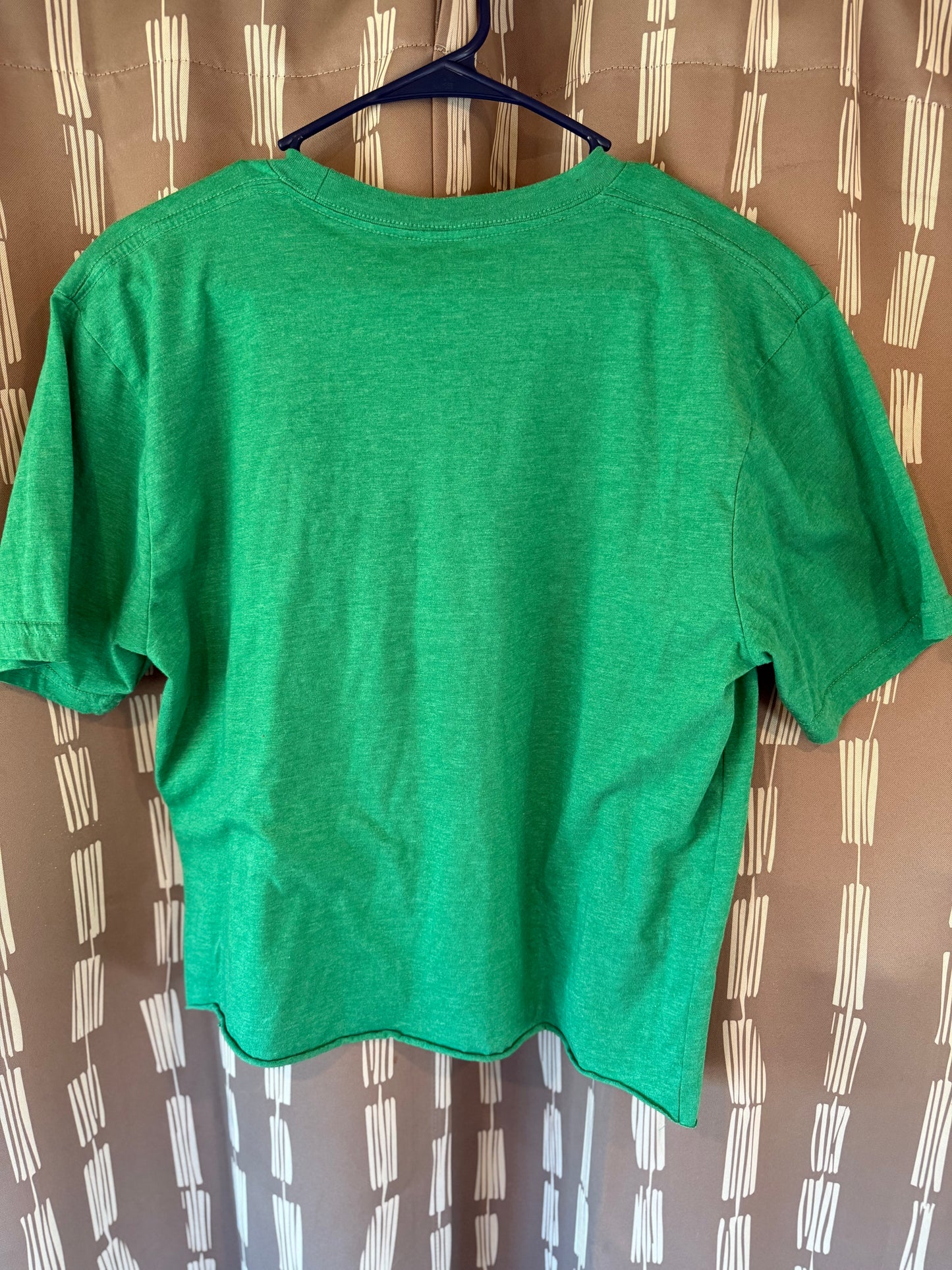 Alaska Crop Top Shirt-- sz L