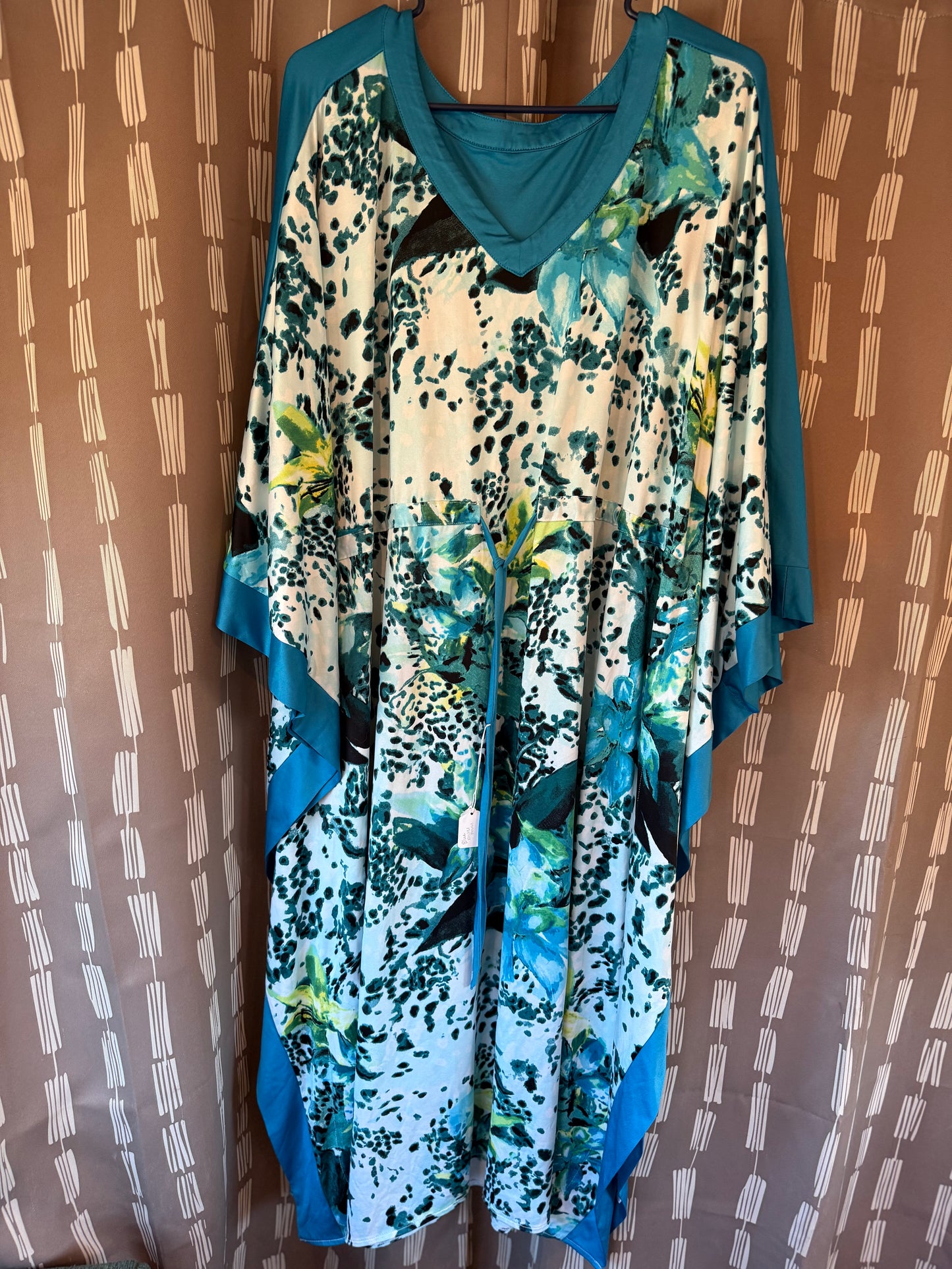 MUU MUU-- sz No size, maybe XL-XXL?
