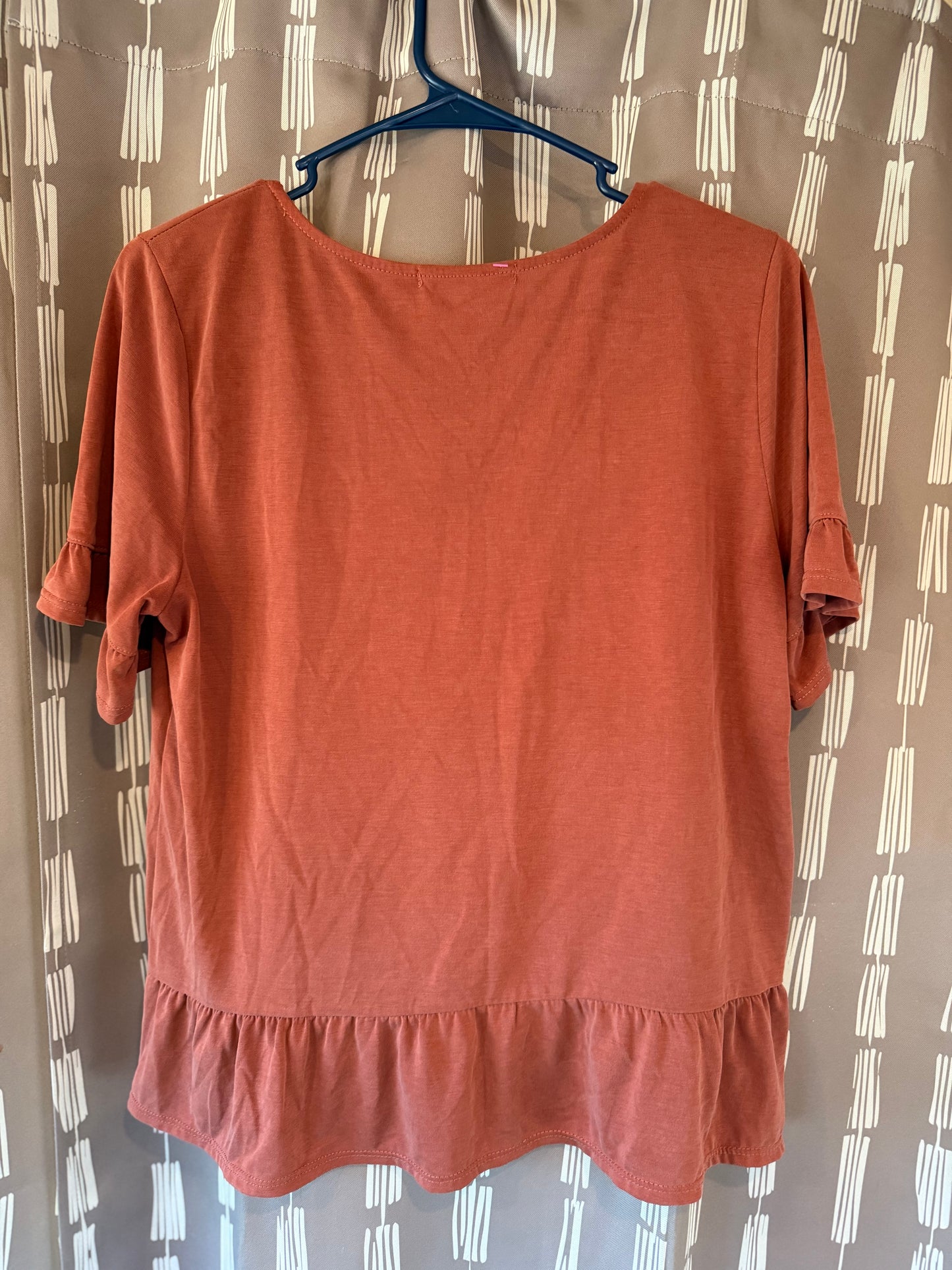 Green Envelope Los Angeles Shirt-- sz M